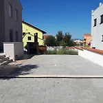Apartmani Sladana